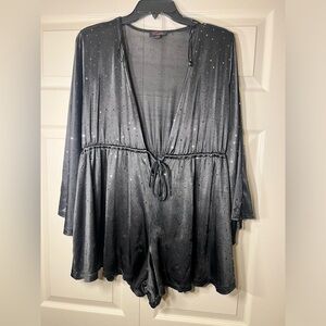 FieStar Womens Black Sparkly Romper With Bell Sleeve Size Small